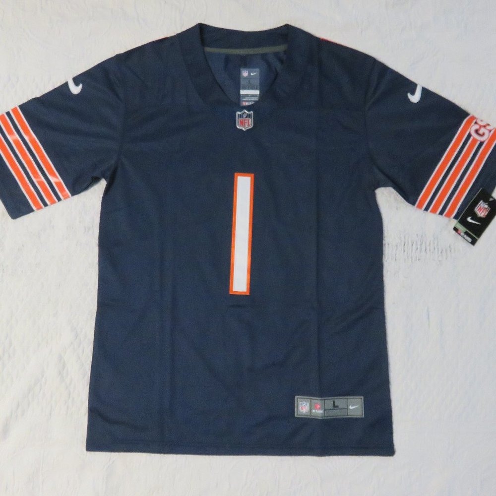 COPY - Brand New Chicago Bears Justin Fields Jersey size Large